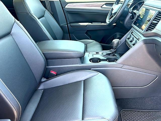 2021 Volkswagen Atlas 3.6L V6 SE w/Technology FWD *Ltd Avail*