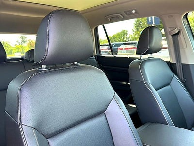 2021 Volkswagen Atlas 3.6L V6 SE w/Technology FWD *Ltd Avail*