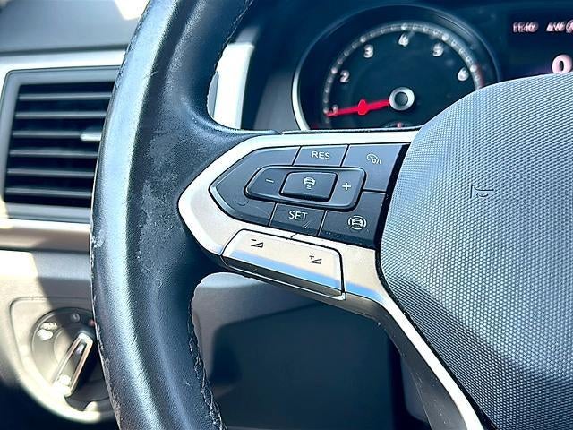 2021 Volkswagen Atlas 3.6L V6 SE w/Technology FWD *Ltd Avail*
