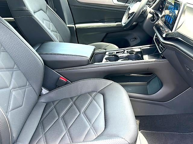2024 Volkswagen Atlas Cross Sport 2.0T SE w/Technology FWD