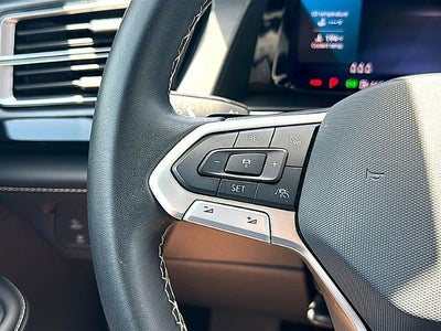 2024 Volkswagen Atlas Cross Sport 2.0T SE w/Technology FWD