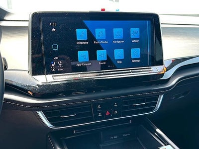 2024 Volkswagen Atlas Cross Sport 2.0T SE w/Technology FWD