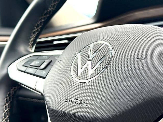 2025 Volkswagen Atlas 2.0T SE w/Technology FWD