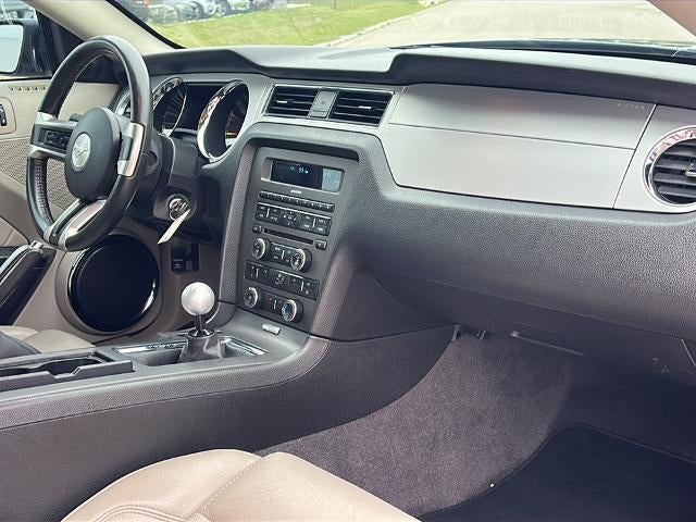 2011 Ford Mustang 2dr Cpe GT Premium