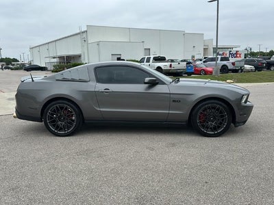 2011 Ford Mustang 2dr Cpe GT Premium