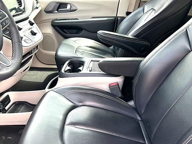 2023 Chrysler Pacifica Touring L FWD