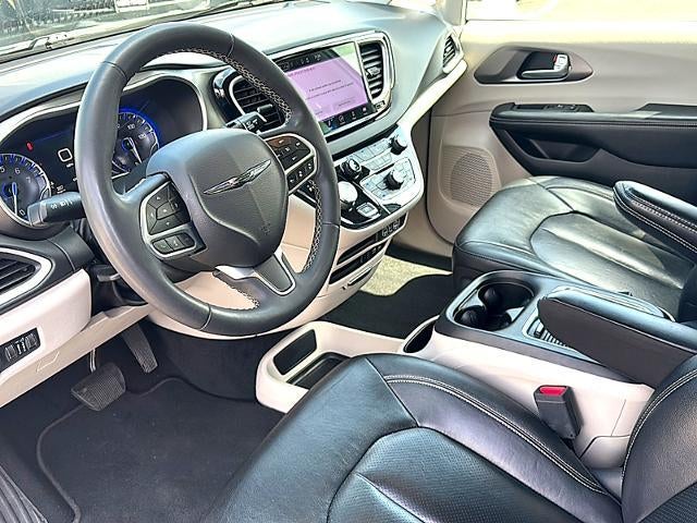 2022 Chrysler Pacifica Touring L FWD