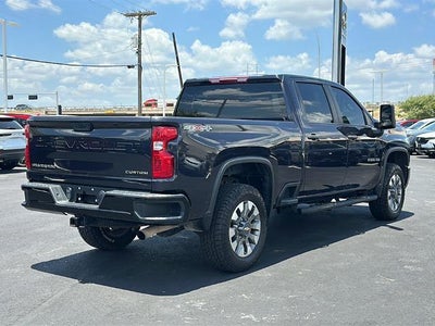 2024 Chevrolet Silverado 2500 HD Crew Cab Standard Box 4-Wheel Drive Custom