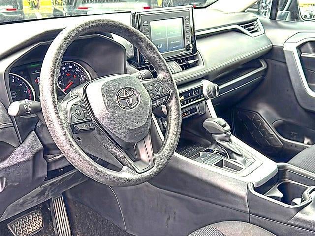 2021 Toyota RAV4 LE FWD (GS)