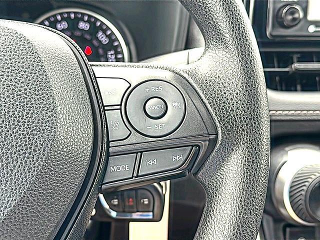 2021 Toyota RAV4 LE FWD (GS)
