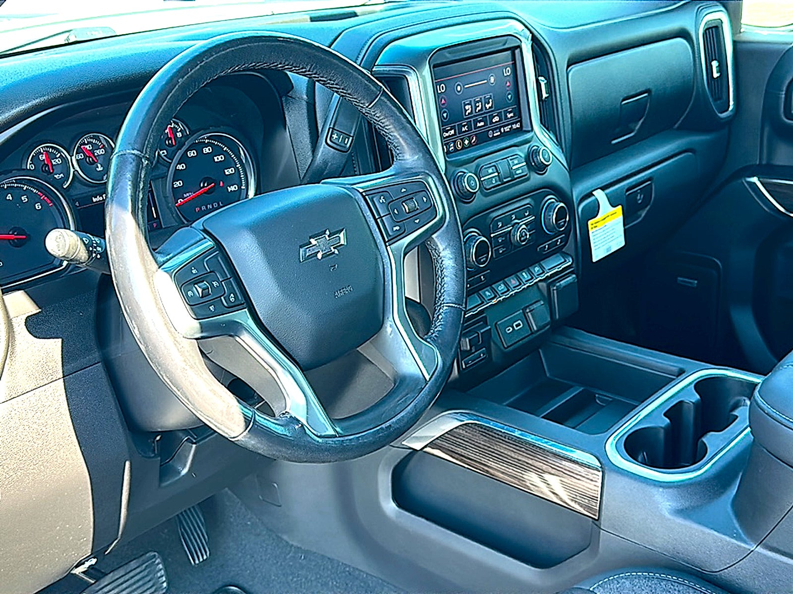 2020 Chevrolet Silverado 1500 2WD Crew Cab Short Bed RST