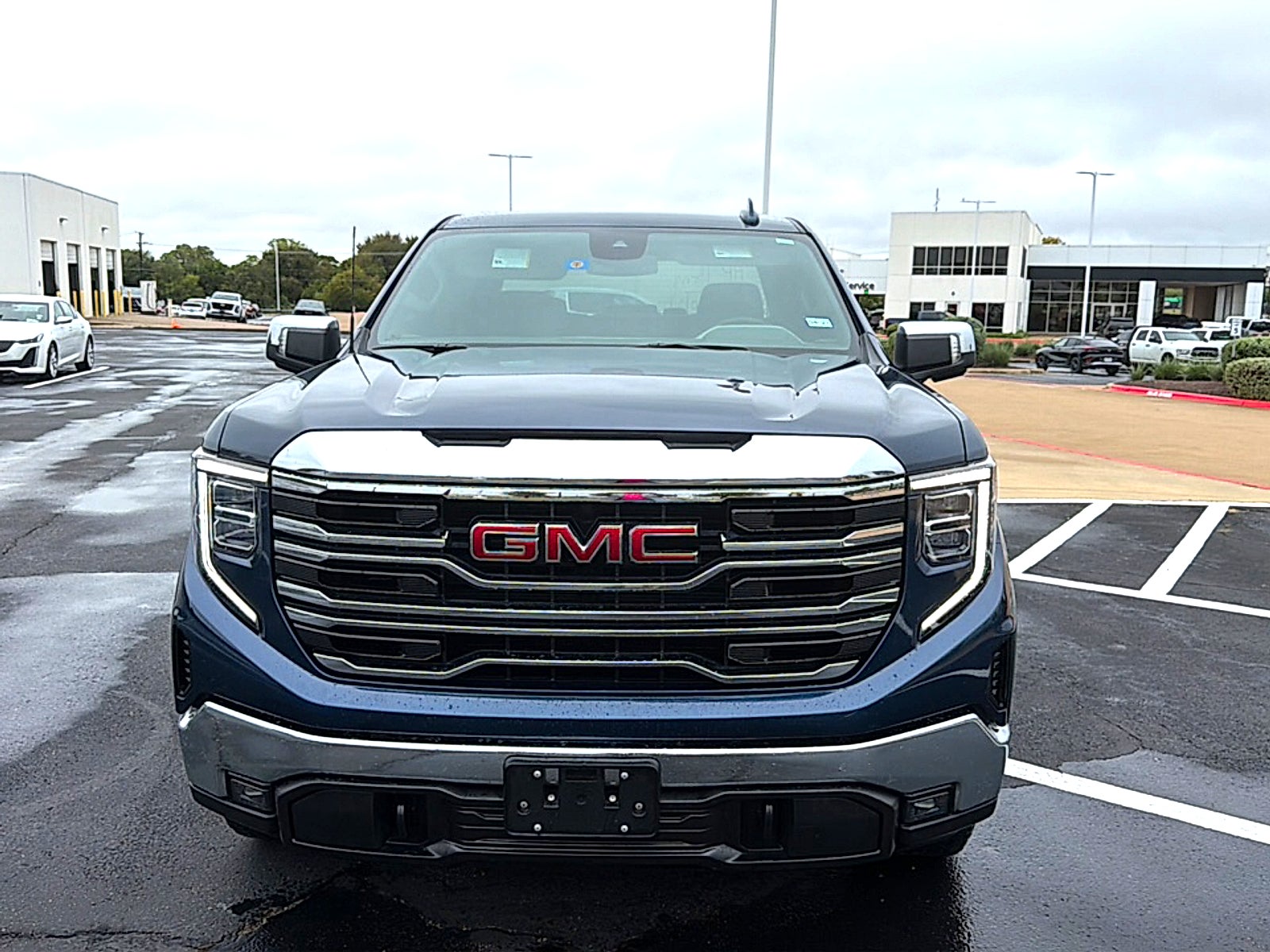 2023 GMC Sierra 1500 4WD Crew Cab Short Box SLT