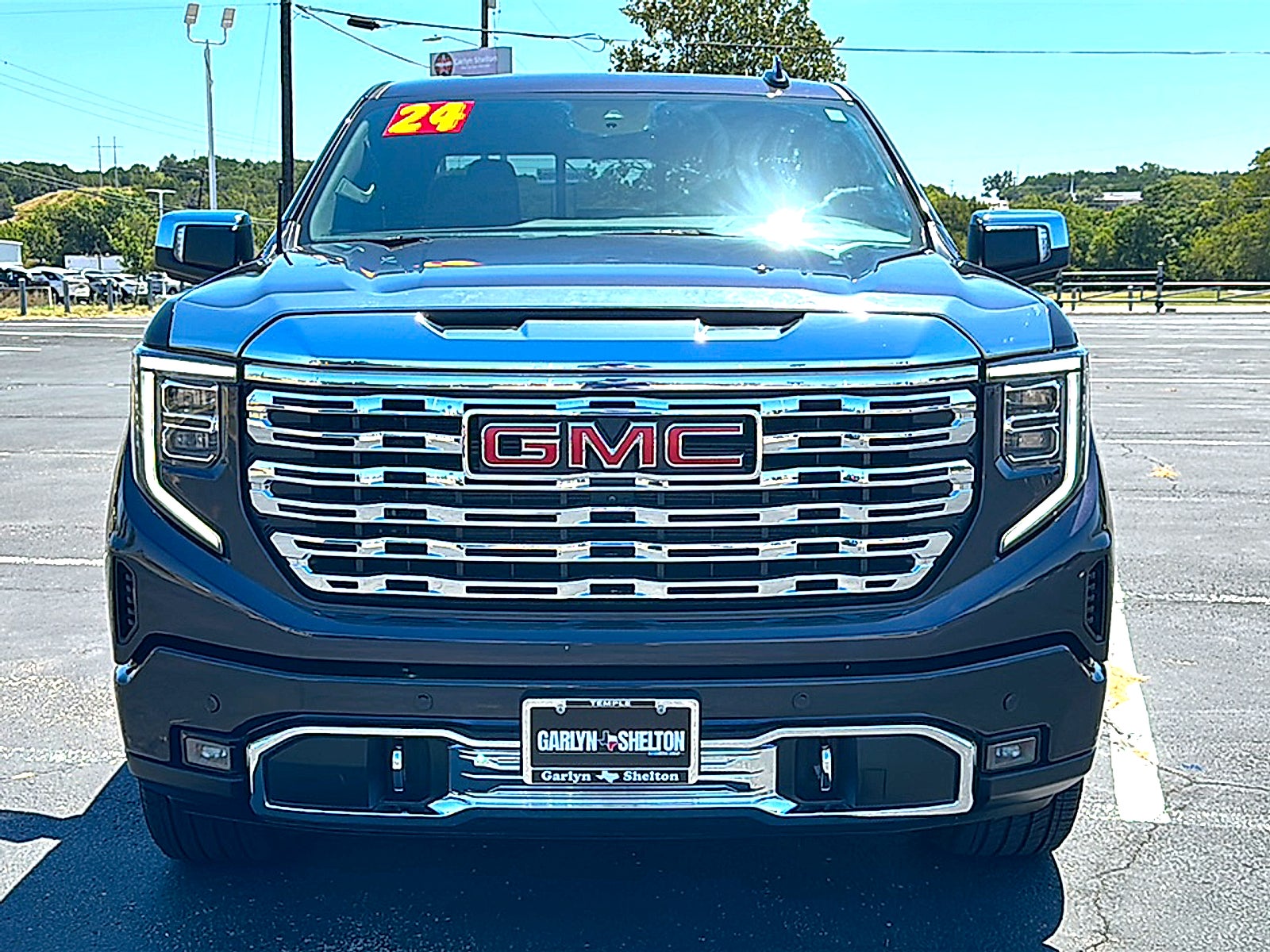 2024 GMC Sierra 1500 4WD Crew Cab Short Box Denali
