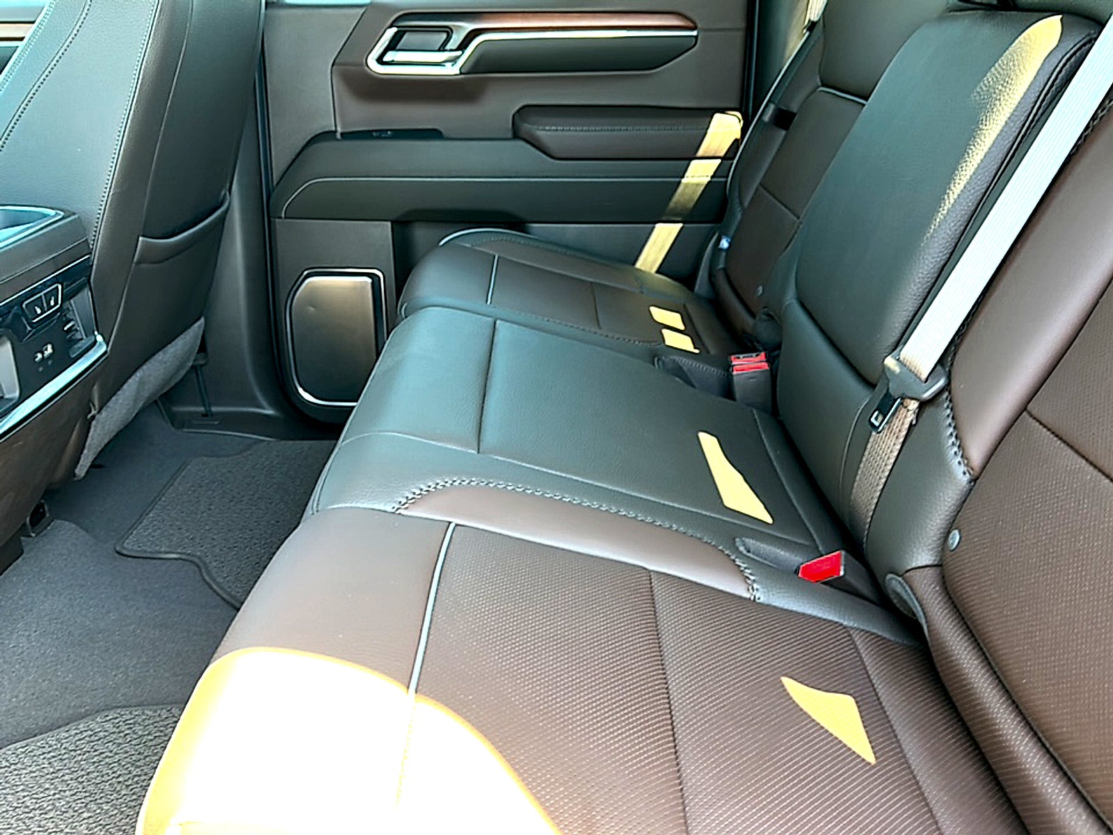 2024 GMC Sierra 1500 4WD Crew Cab Short Box Denali