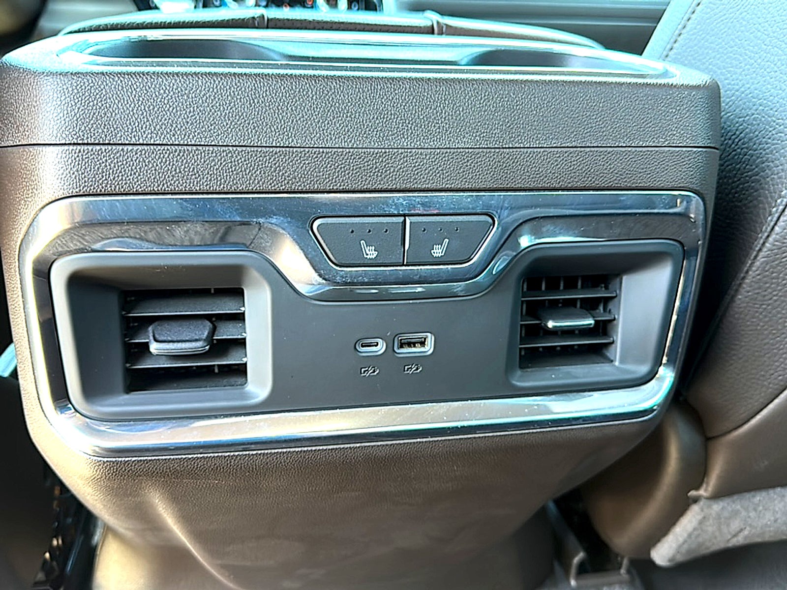2024 GMC Sierra 1500 4WD Crew Cab Short Box Denali