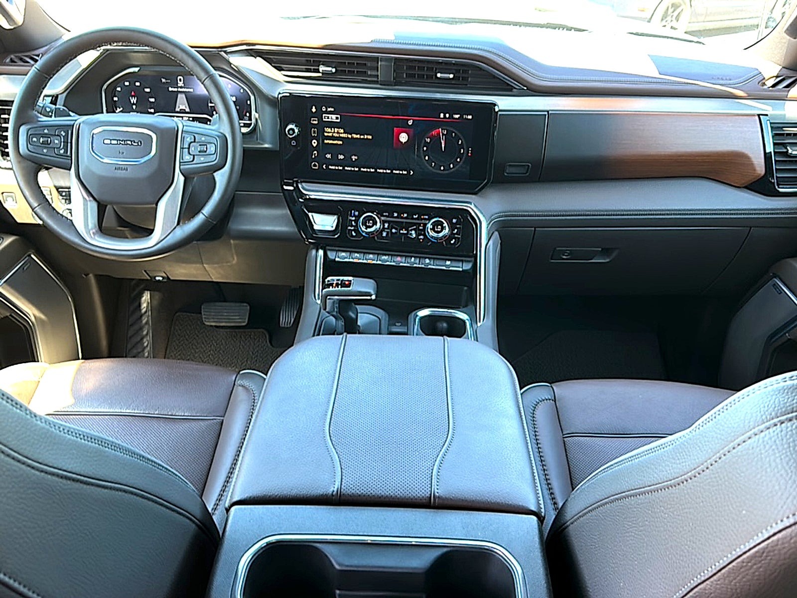2024 GMC Sierra 1500 4WD Crew Cab Short Box Denali