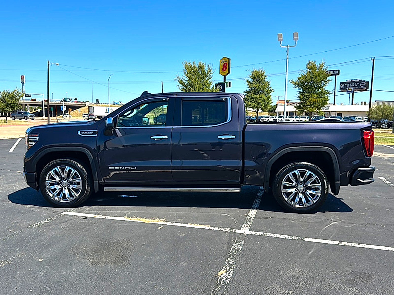2024 GMC Sierra 1500 4WD Crew Cab Short Box Denali