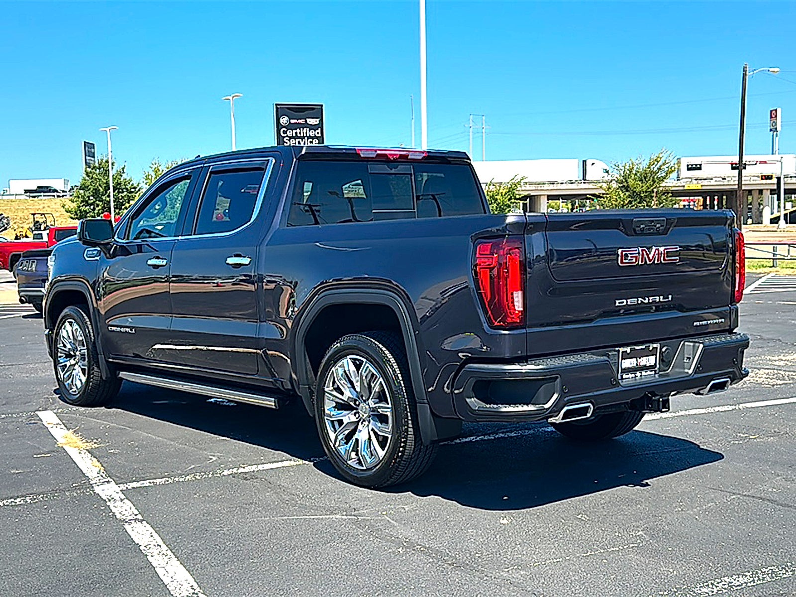 2024 GMC Sierra 1500 4WD Crew Cab Short Box Denali