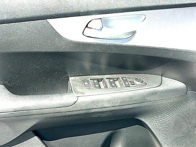 2024 Kia Forte LXS IVT