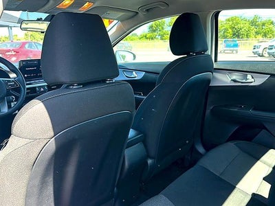 2024 Kia Forte LXS IVT