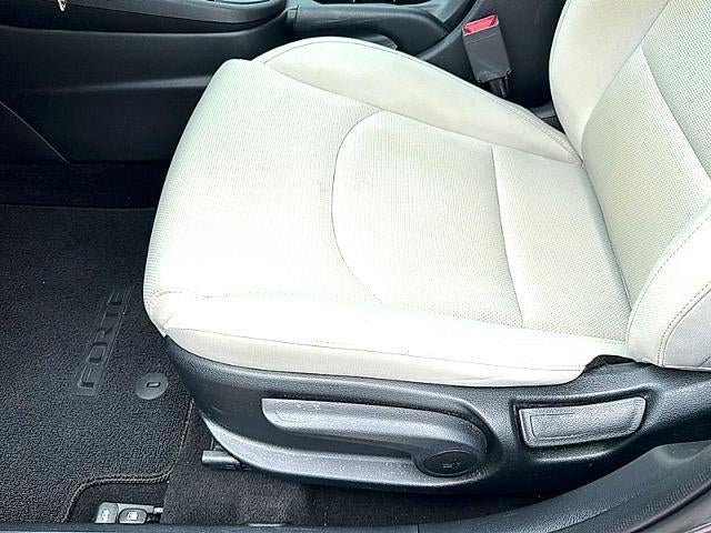 2023 Kia Forte LXS IVT