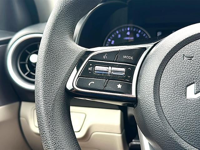 2023 Kia Forte LXS IVT