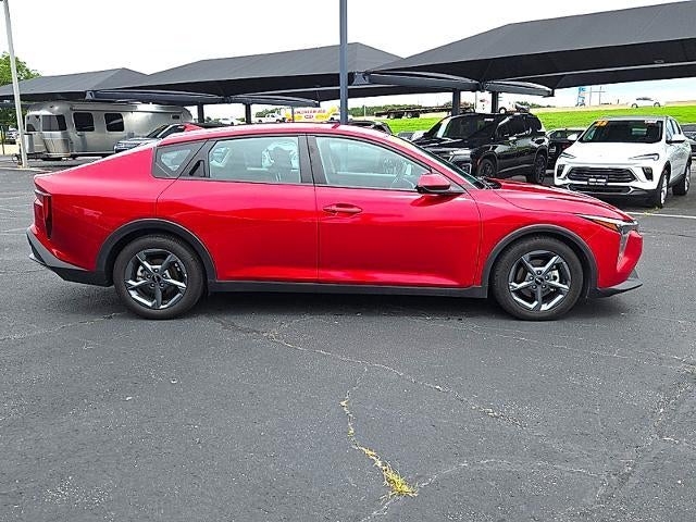 2025 Kia K4 LXS FWD