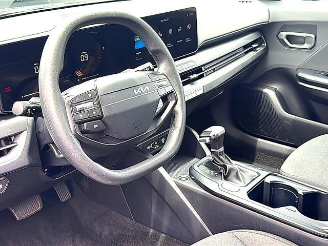 2025 Kia K4 LXS FWD