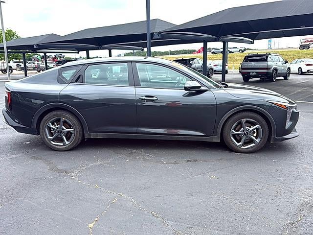 2025 Kia K4 LXS FWD