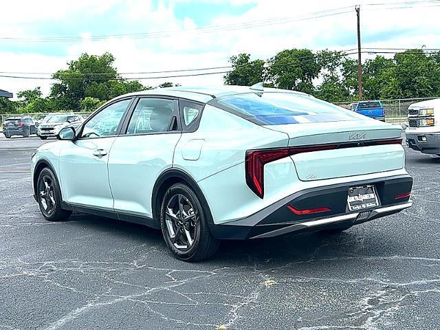 2025 Kia K4 LXS FWD