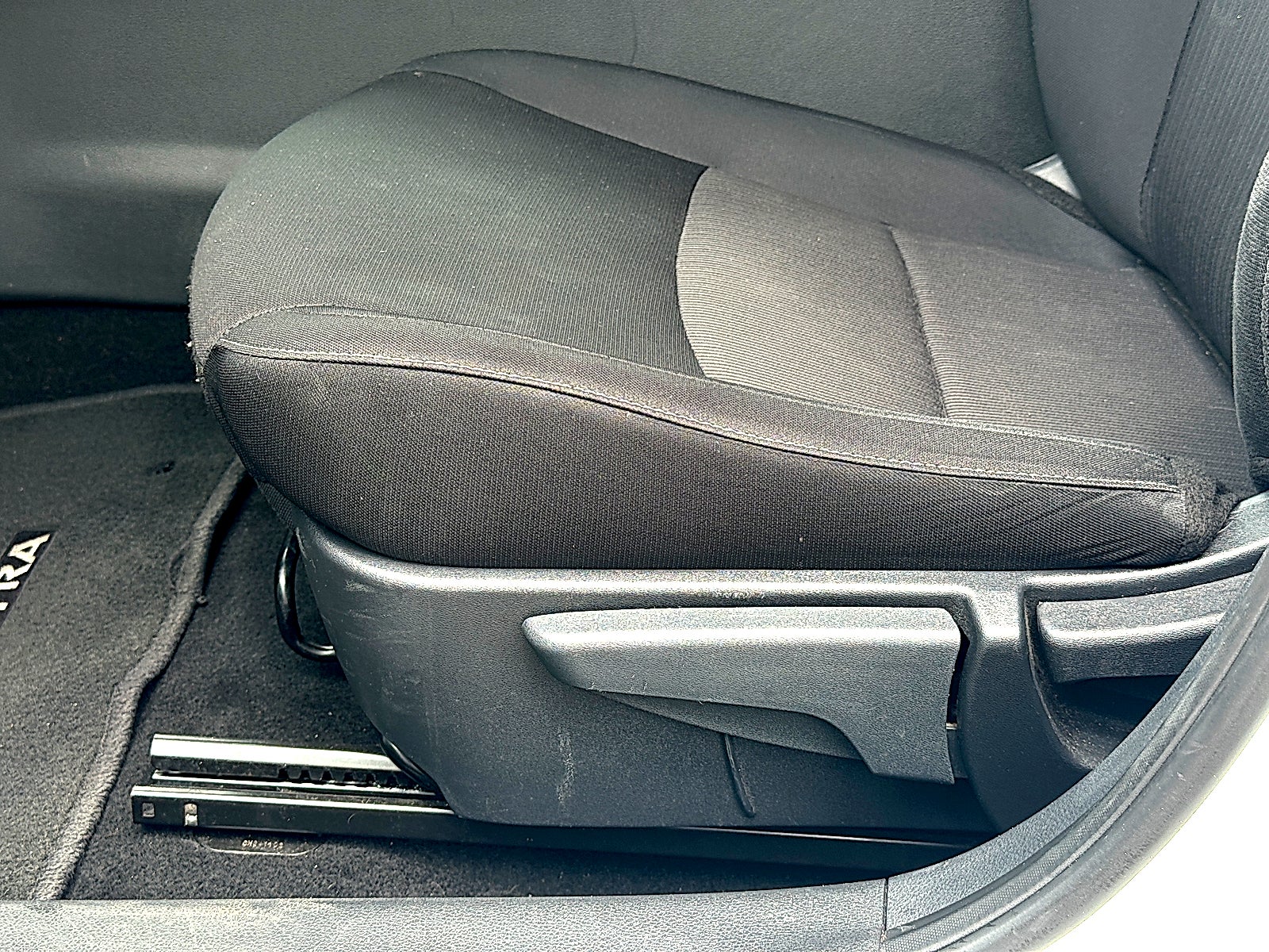 2025 Nissan Sentra SV CVT