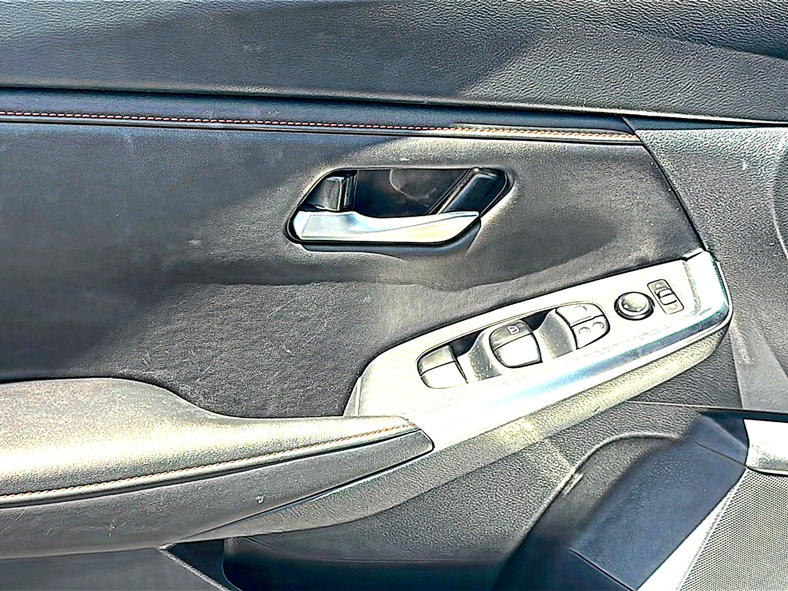 2024 Nissan Sentra SR Xtronic CVT