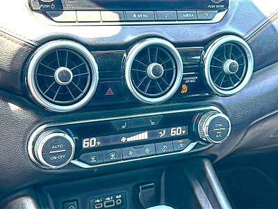 2024 Nissan Sentra SR Xtronic CVT