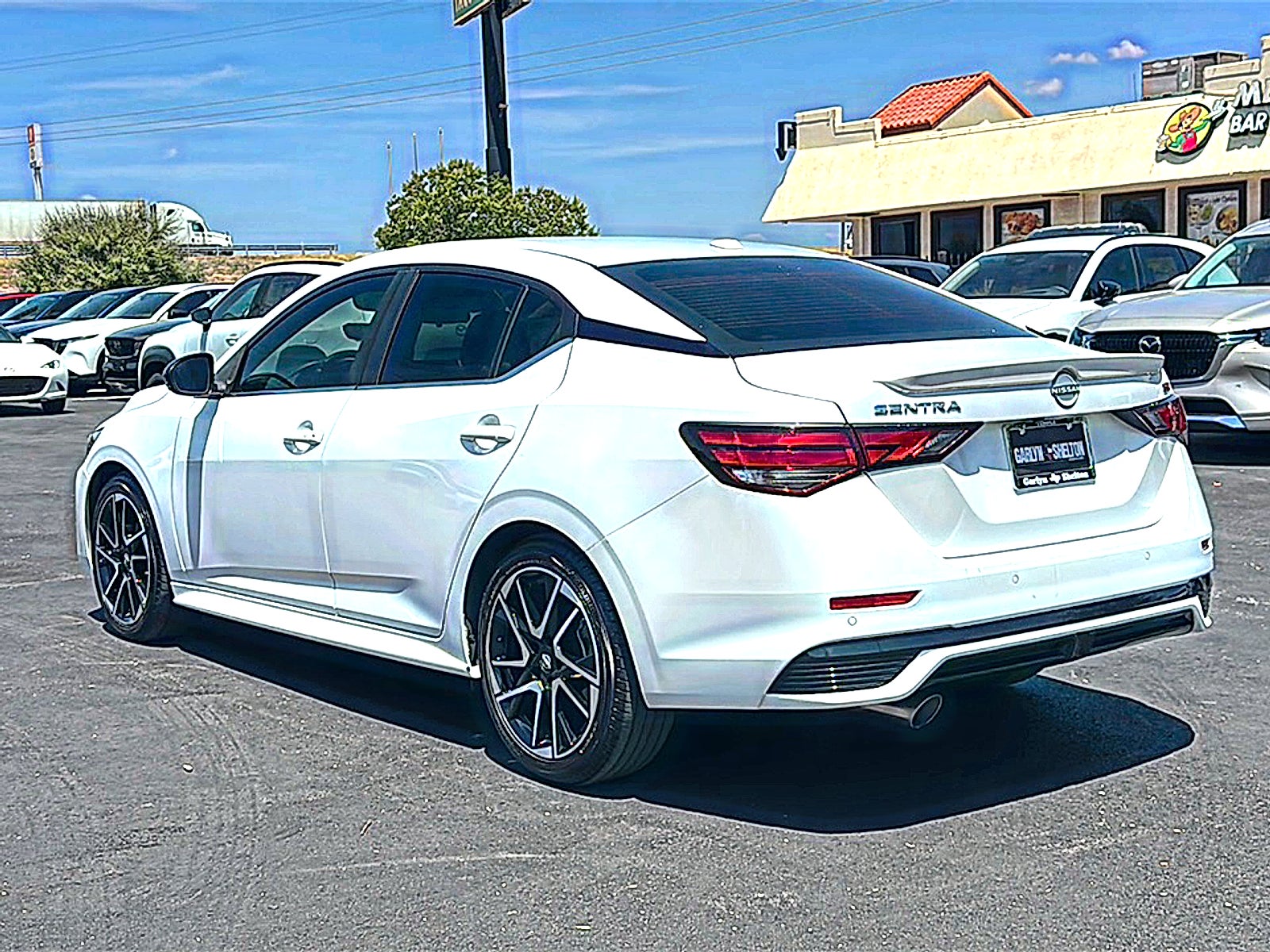 2024 Nissan Sentra SR Xtronic CVT