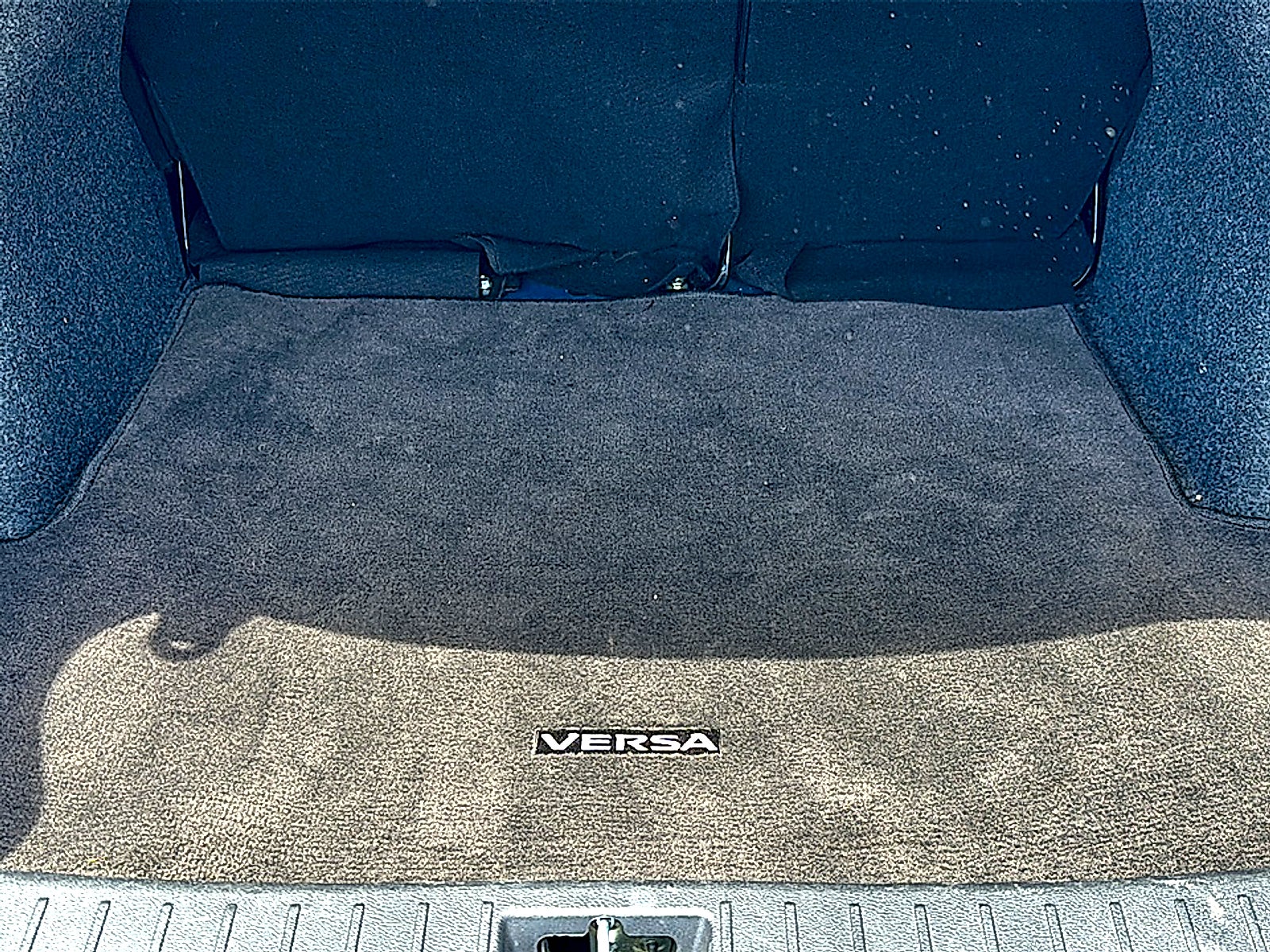 2024 Nissan Versa 1.6 SR