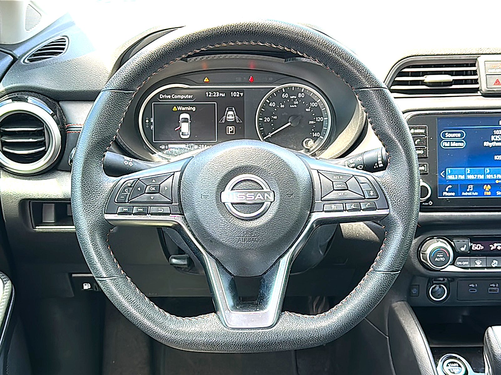 2024 Nissan Versa 1.6 SR