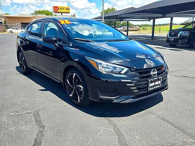 2025 Nissan Versa SR CVT