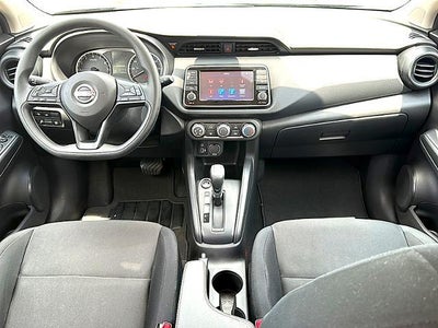 2025 Nissan Kicks Play S FWD
