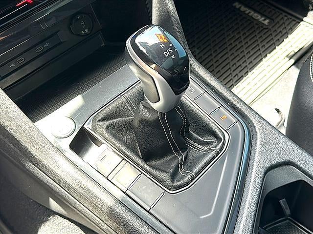 2022 Volkswagen Tiguan 2.0T SE R-Line Black FWD