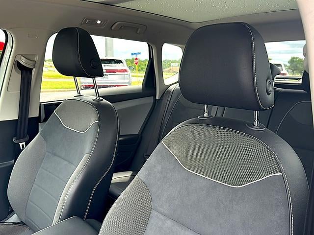 2023 Volkswagen Taos SE FWD