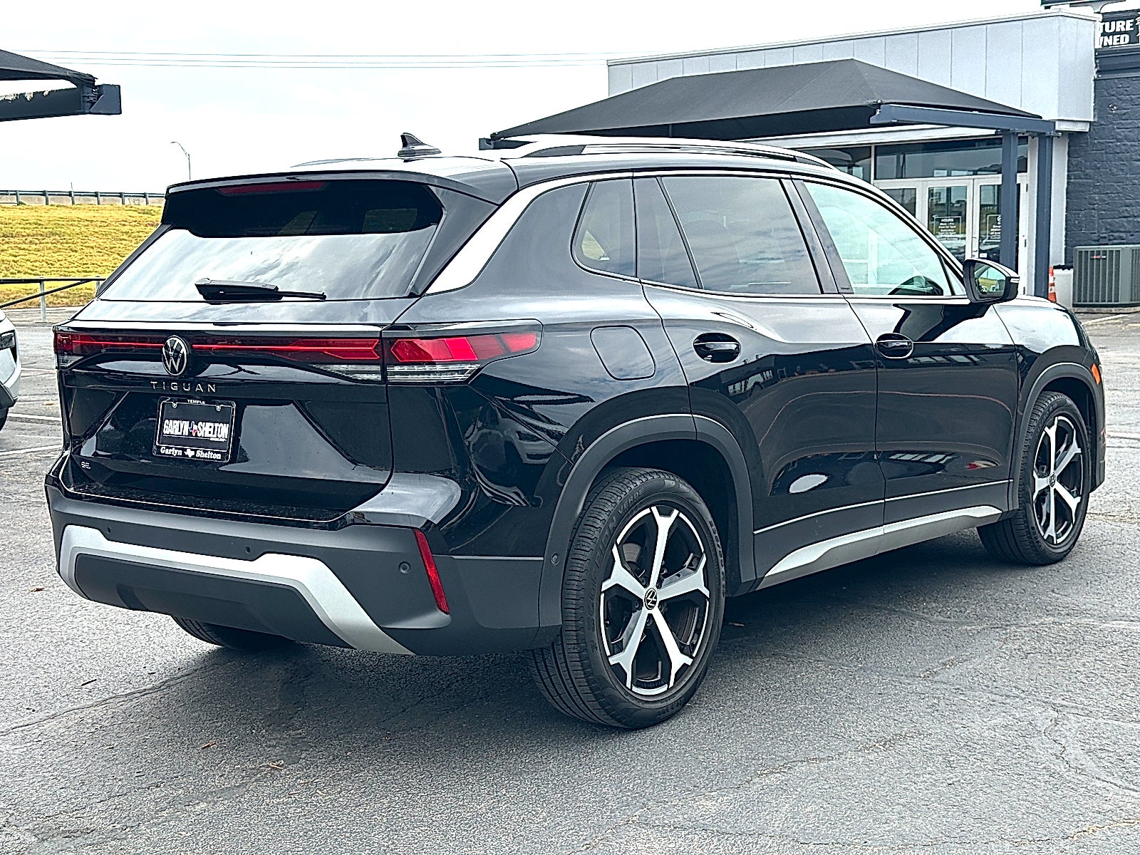 2026 Volkswagen Tiguan SE FWD
