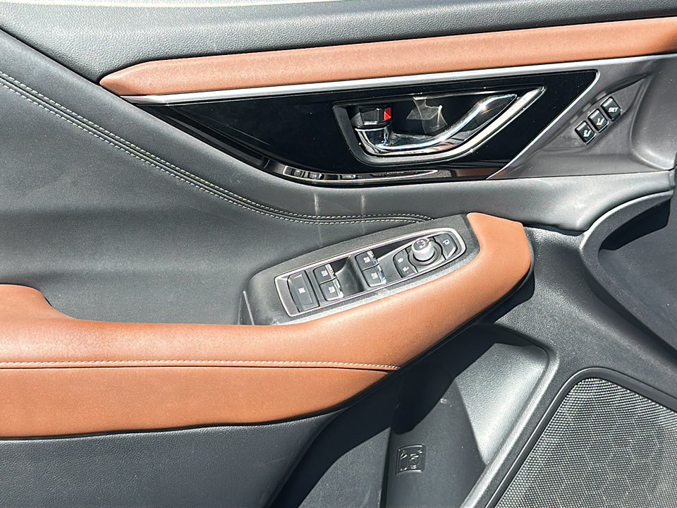 2022 Subaru Outback Touring XT