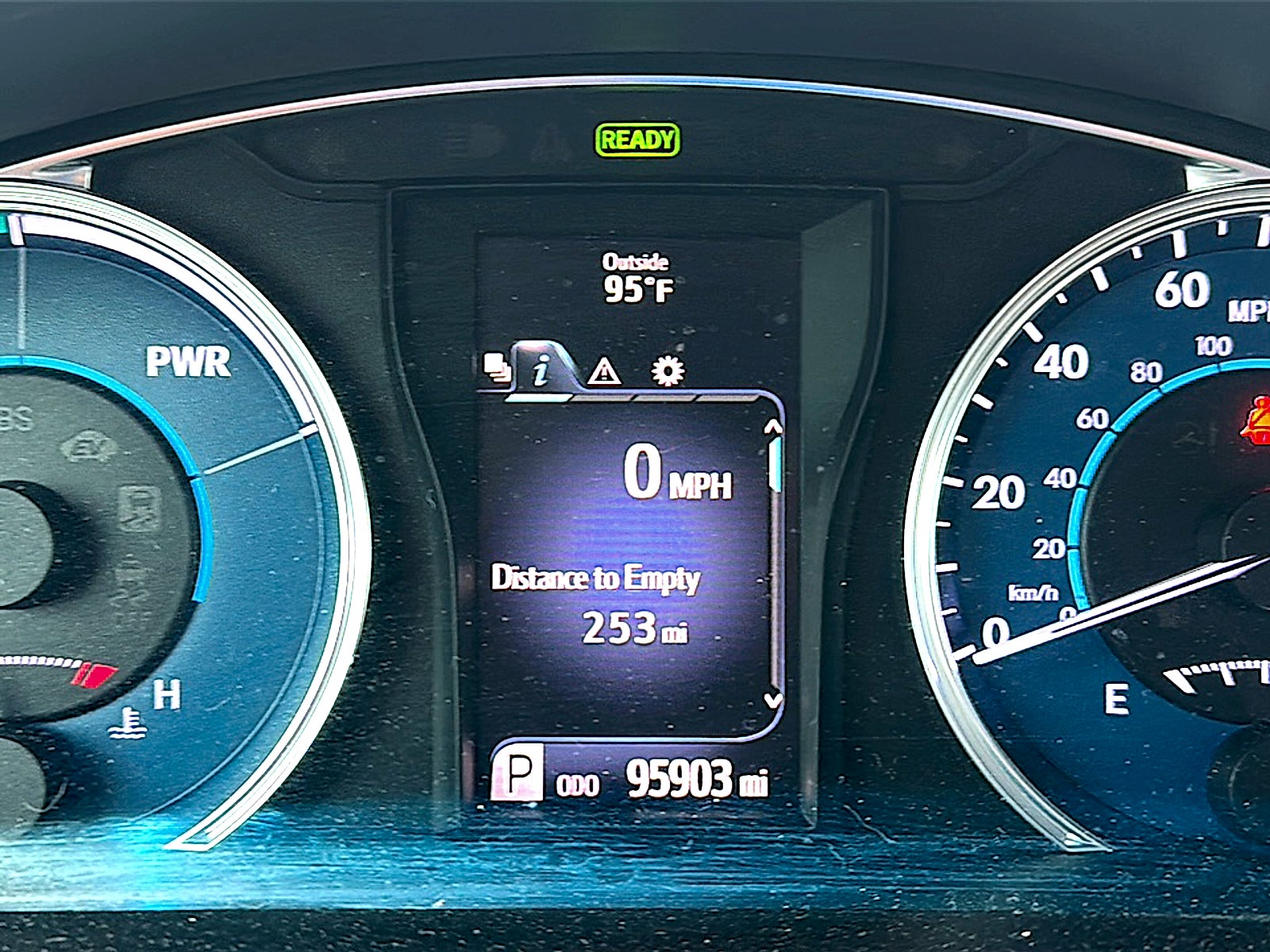 2016 Toyota Camry Hybrid LE