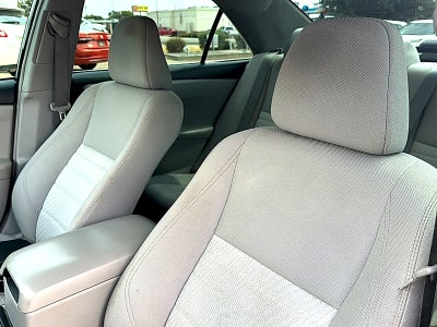 2016 Toyota Camry Hybrid LE