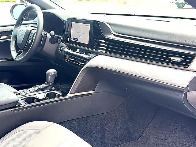 2025 Toyota Camry LE (SE)