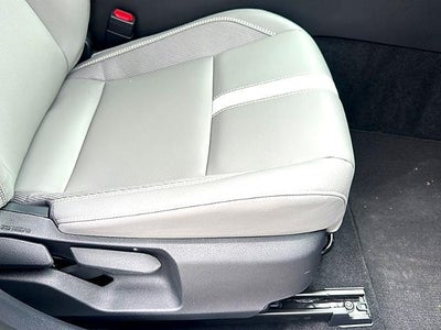 2025 Toyota Camry LE (SE)