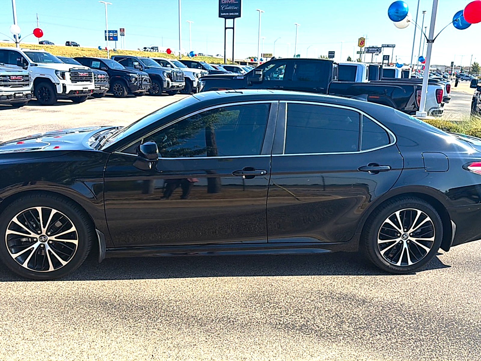 2020 Toyota Camry SE