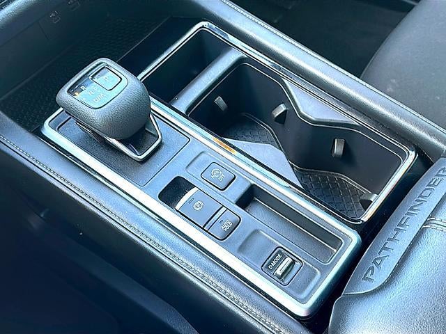 2024 Nissan Pathfinder SV 2WD
