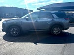 2025 Nissan Pathfinder SV 2WD