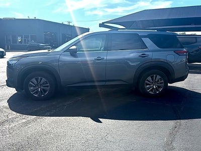 2025 Nissan Pathfinder SV 2WD